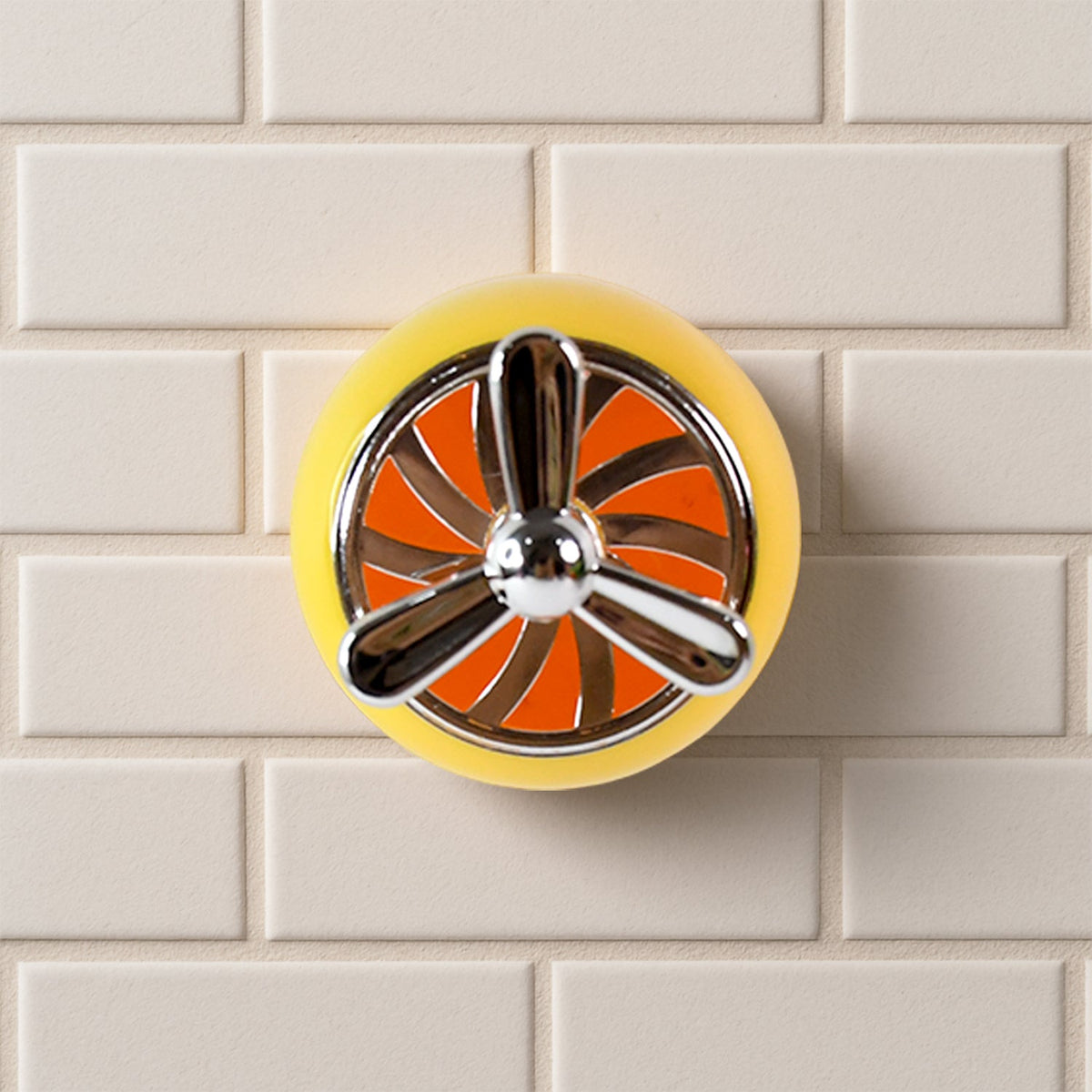 Stylish Mini Propeller Shape Car Dashboard Air Freshener, Also Hook (1 Pc)