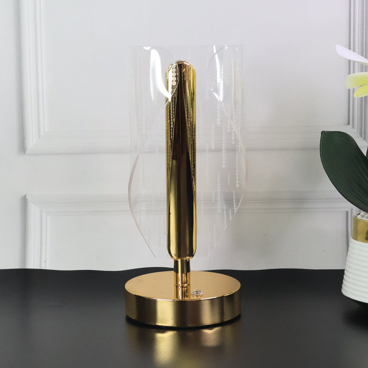 Modern Crystal Lamp