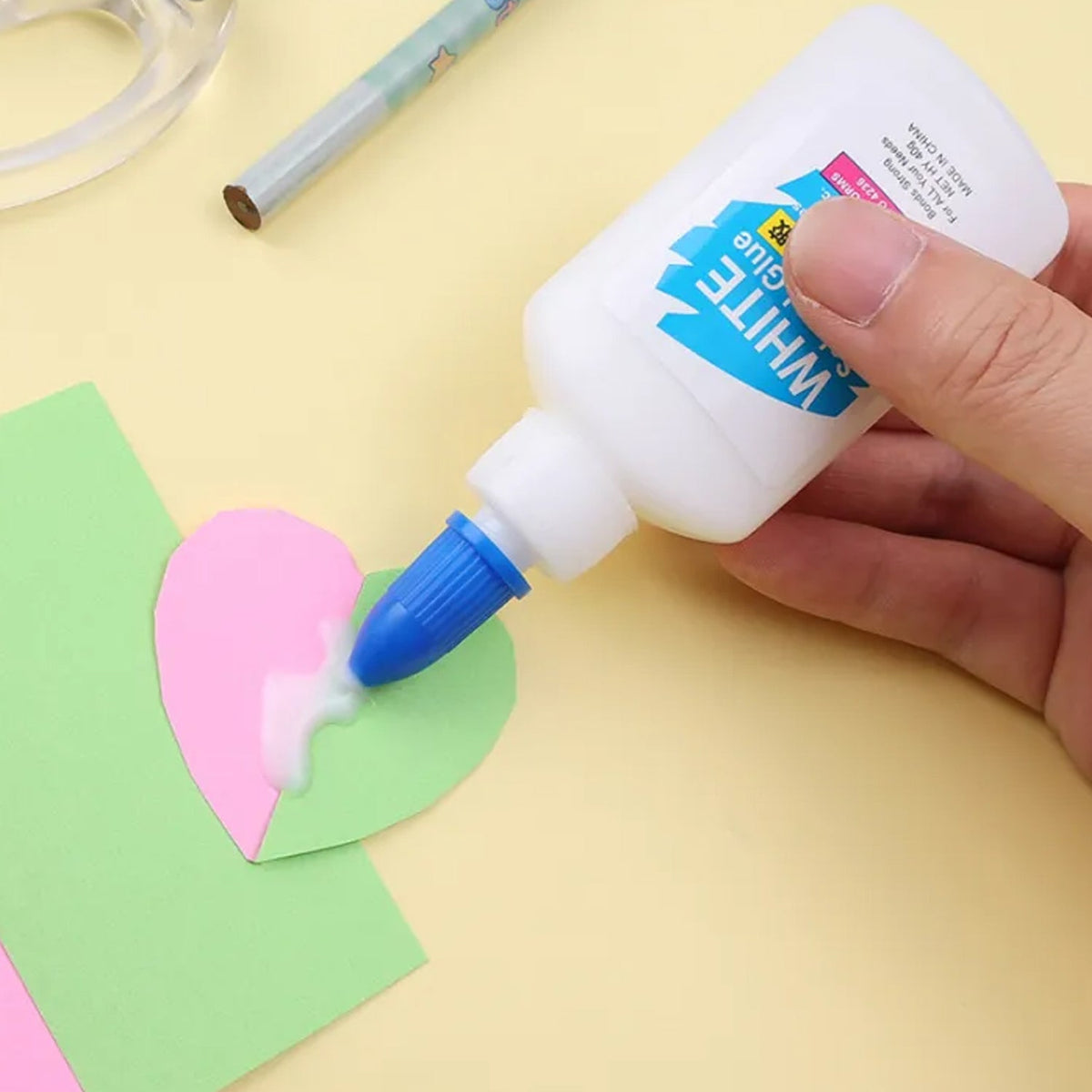 Art and craft glue tool